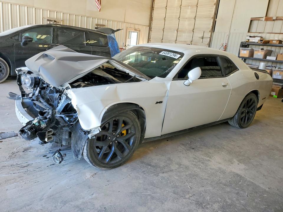 DODGE CHALLENGER 2023 with VIN 2C3CDZBT8PH654557 - Photo from auction