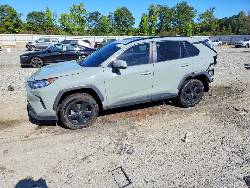 Photo 1 from auction – 2021 TOYOTA RAV4 with VIN 2T3W1RFV2MW157688