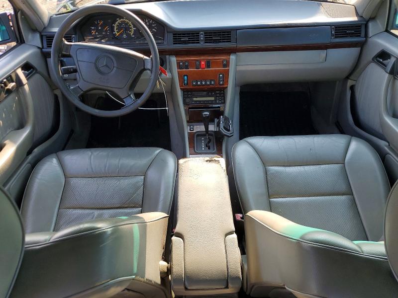 Photo 8 from auction – 1995 MERCEDES-BENZ E with VIN WDBEB31E0SC240130