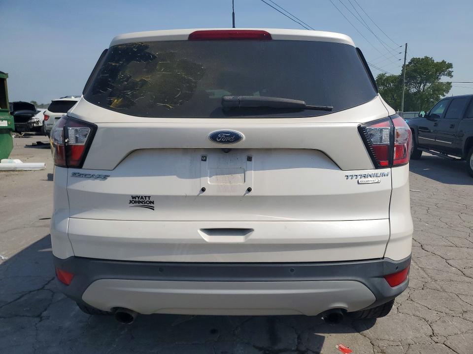 Photo 6 from auction – 2017 FORD ESCAPE with VIN 1FMCU0J99HUD59295