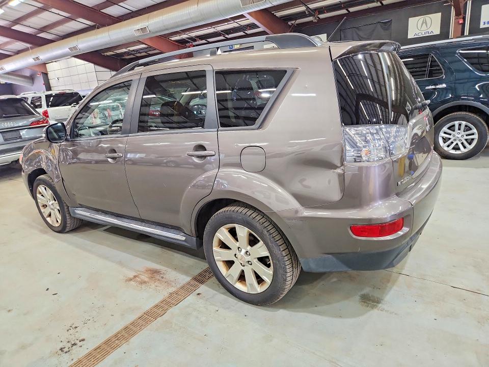 Photo 2 from auction – 2013 MITSUBISHI OUTLANDER with VIN JA4JT3AW6DU005826
