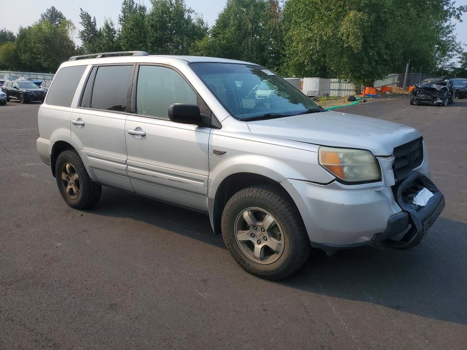 Photo 4 from auction – 2006 HONDA PILOT with VIN 5FNYF18456B005560
