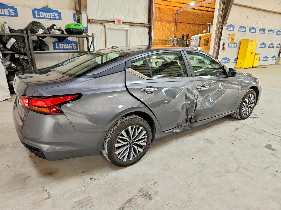 Photo 3 from auction – 2025 NISSAN ALTIMA with VIN 1N4BL4DW3SN413368