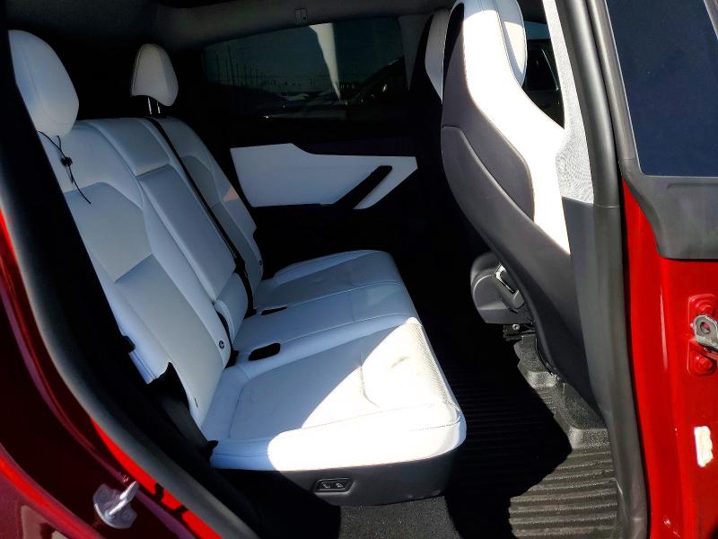 Снимка 10 от търг – 2026 TESLA MODEL Y с VIN 7SAYGDET7TA625431