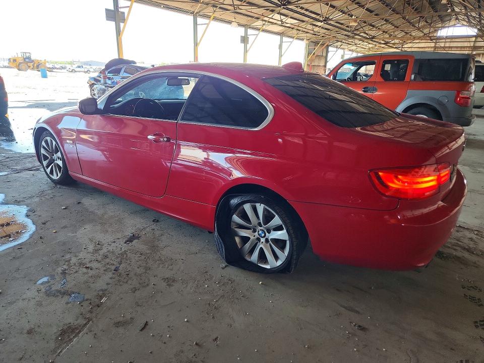 Photo 2 from auction – 2011 BMW 328 with VIN WBAKF5C58BE586543