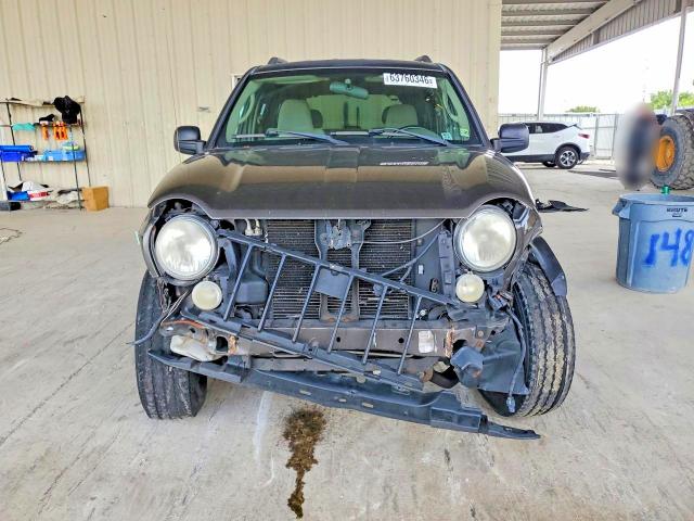 Photo 5 from auction – 2005 JEEP LIBERTY with VIN 1J4GK48K35W710790