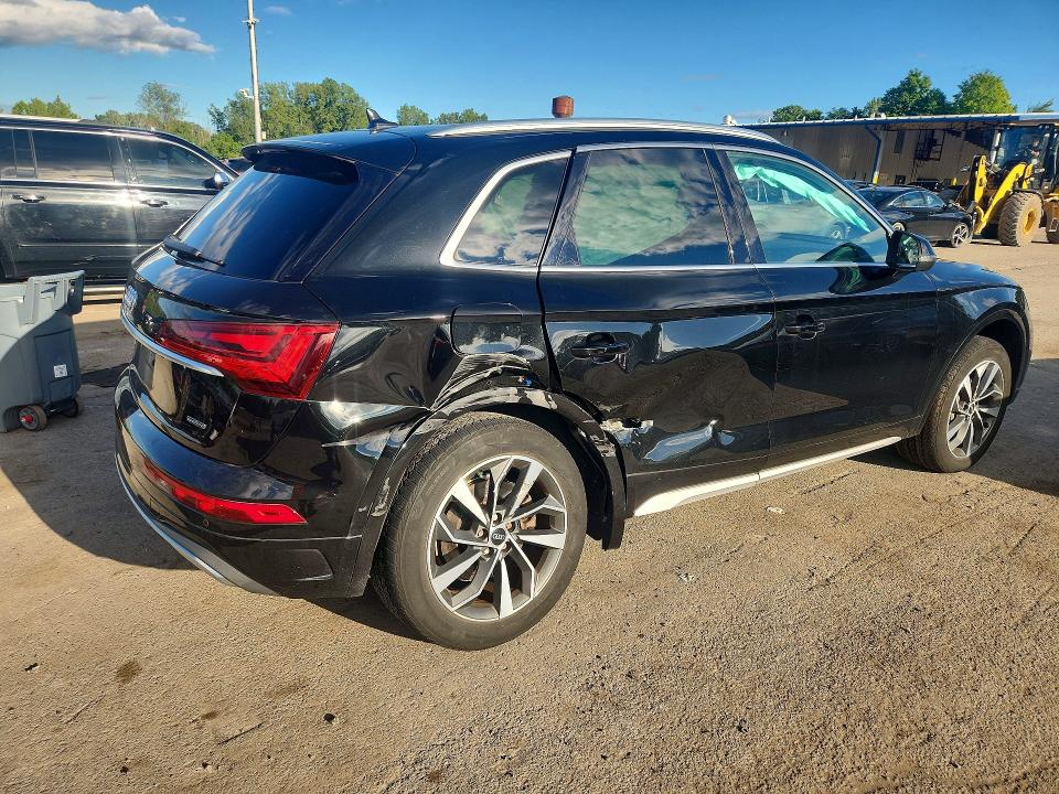 Photo 3 from auction – 2021 AUDI Q5 with VIN WA1BAAFY1M2137140