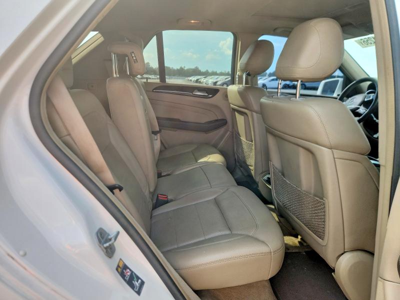 Photo 11 from auction – 2015 MERCEDES-BENZ ML with VIN 4JGDA5HB0FA440977