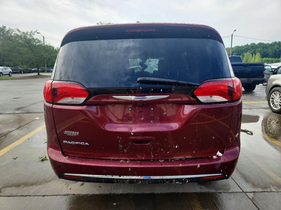 Photo 6 from auction – 2018 CHRYSLER PACIFICA with VIN 2C4RC1BG1JR182748