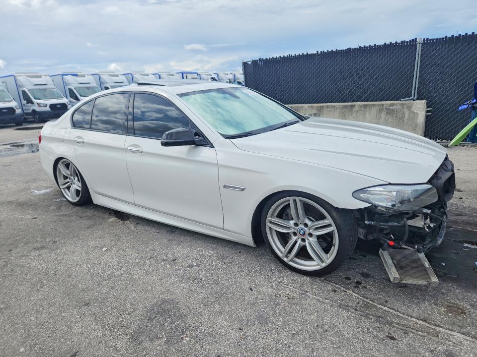 Photo 4 from auction – 2015 BMW 535 with VIN WBA5B3C56FD543103