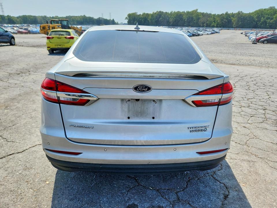 Photo 6 from auction – 2019 FORD FUSION with VIN 3FA6P0RU0KR121891