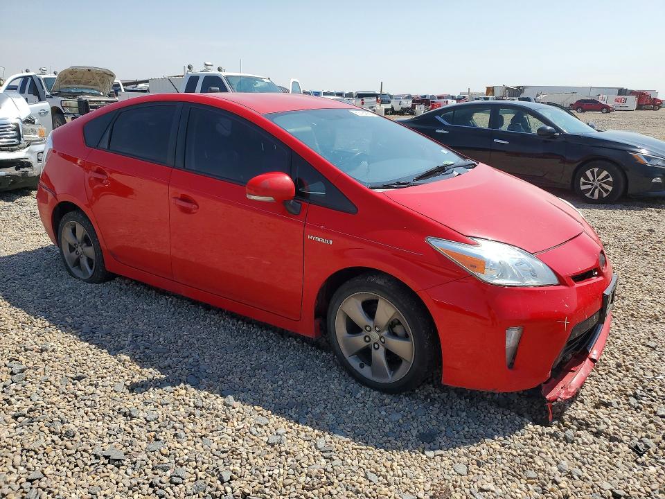 Photo 4 from auction – 2015 TOYOTA PRIUS with VIN JTDKN3DU6F0399031