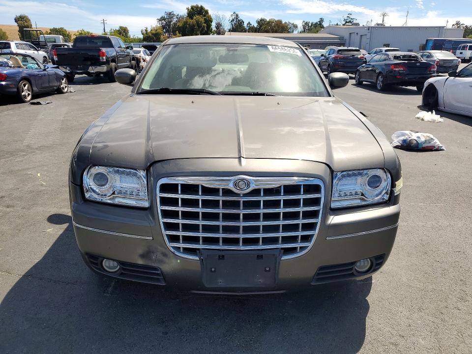 Photo 5 from auction – 2008 CHRYSLER 300 with VIN 2C3LA53GX8H165422