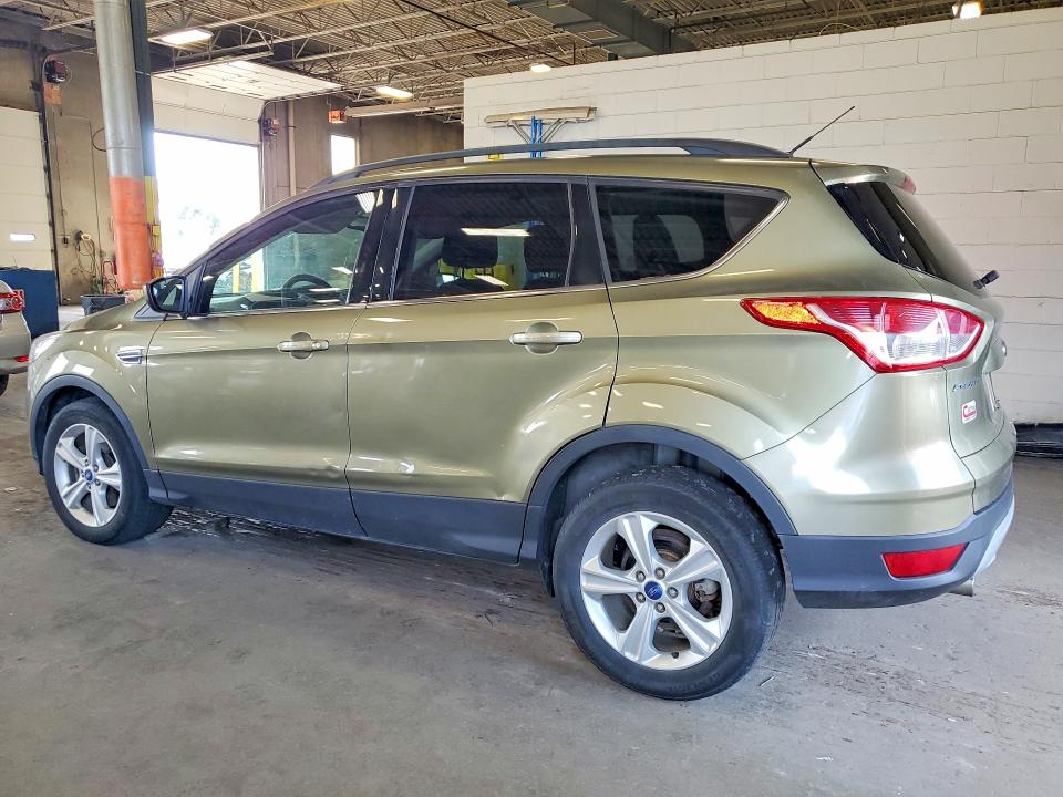 Photo 2 from auction – 2013 FORD ESCAPE with VIN 1FMCU9GXXDUA34143