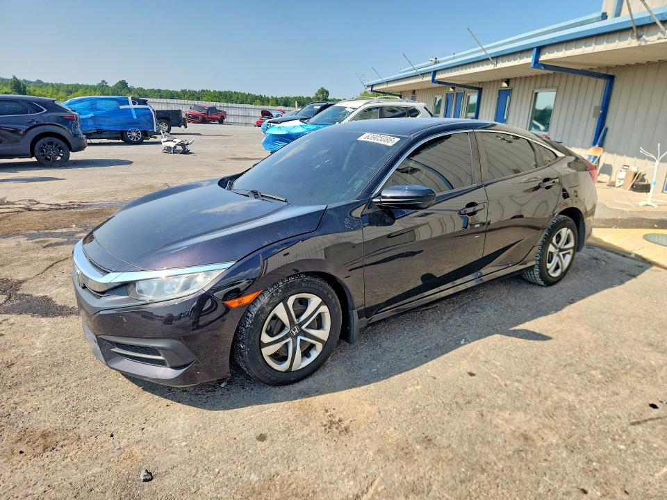 HONDA CIVIC 2018 with VIN 19XFC2F56JE038440 - Photo from auction