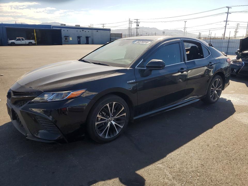 TOYOTA CAMRY 2020 with VIN 4T1G31AK5LU536933 - Photo from auction