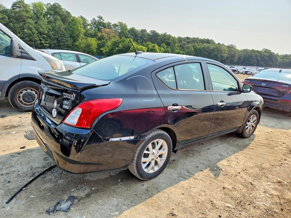 Photo 3 from auction – 2018 NISSAN VERSA with VIN 3N1CN7AP0JL839477