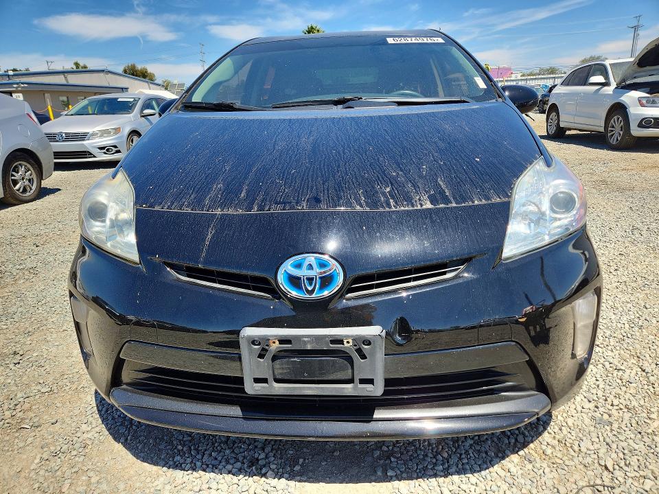 Photo 5 from auction – 2013 TOYOTA PRIUS with VIN JTDKN3DU9D5637471