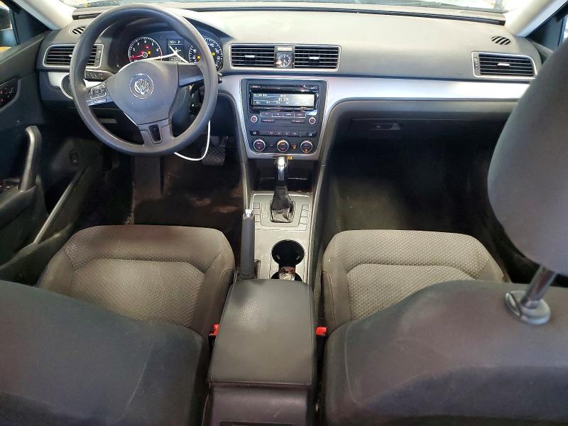 Photo 8 from auction – 2012 VOLKSWAGEN PASSAT with VIN 1VWAP7A35CC073656