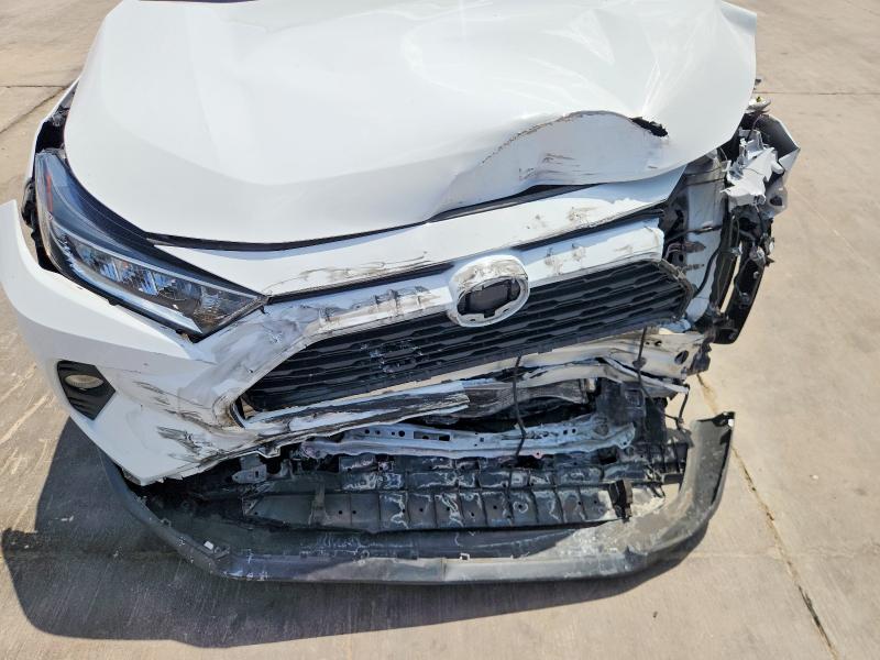 Photo 12 from auction – 2021 TOYOTA RAV4 with VIN 2T3W1RFV6MW166491