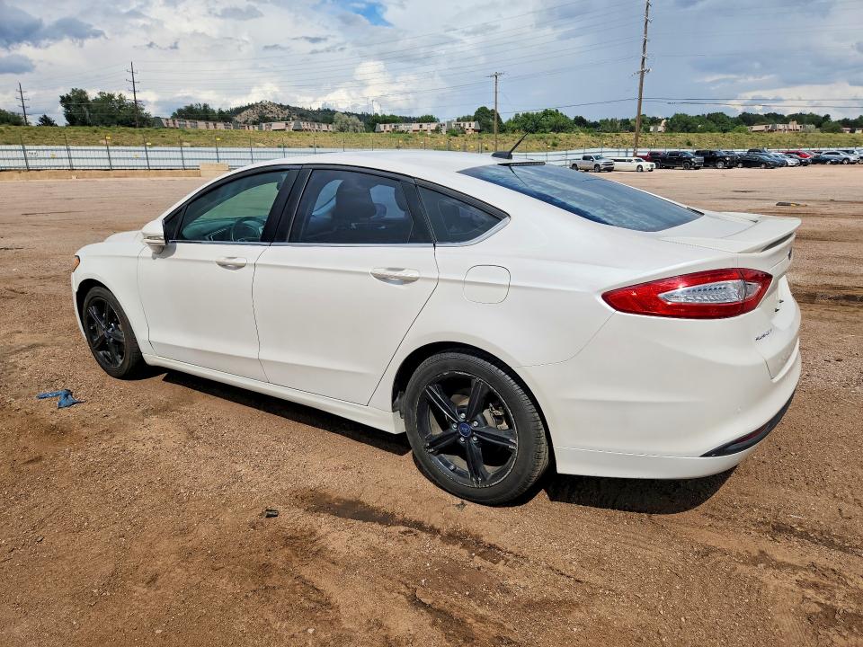 Photo 2 from auction – 2016 FORD FUSION with VIN 3FA6P0HD0GR328354