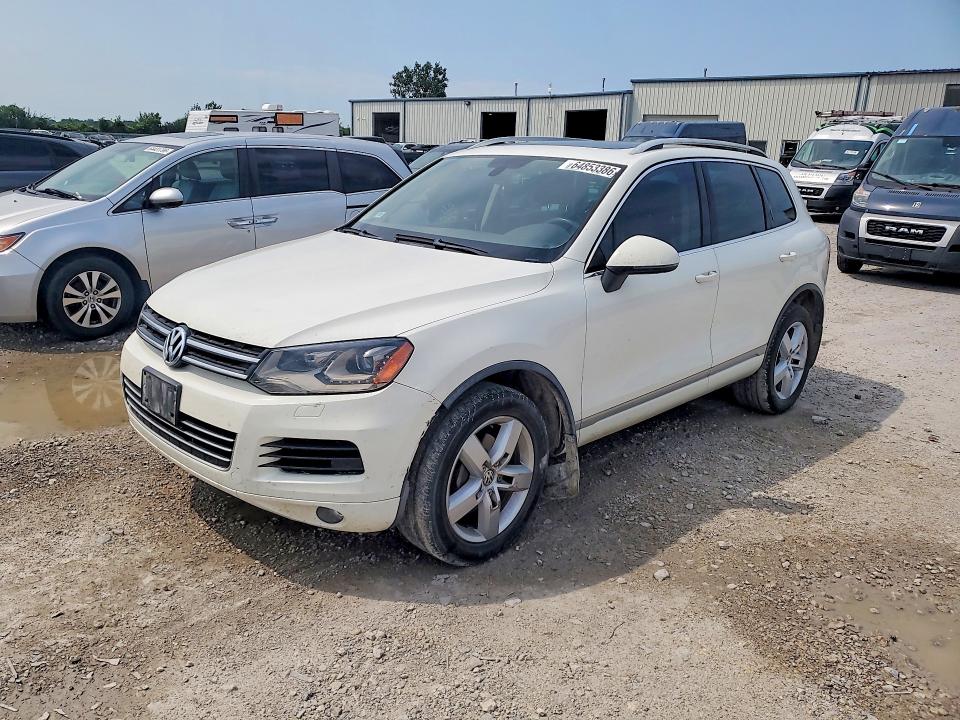VOLKSWAGEN TOUAREG 2012 with VIN WVGFF9BP3CD003135 - Photo from auction