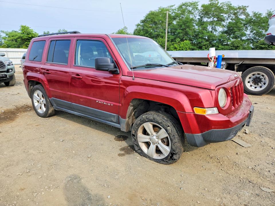Photo 4 from auction – 2012 JEEP PATRIOT with VIN 1C4NJRFB9CD584105
