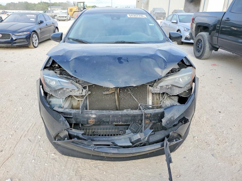 Photo 5 from auction – 2018 TOYOTA COROLLA with VIN 5YFBURHE5JP844804