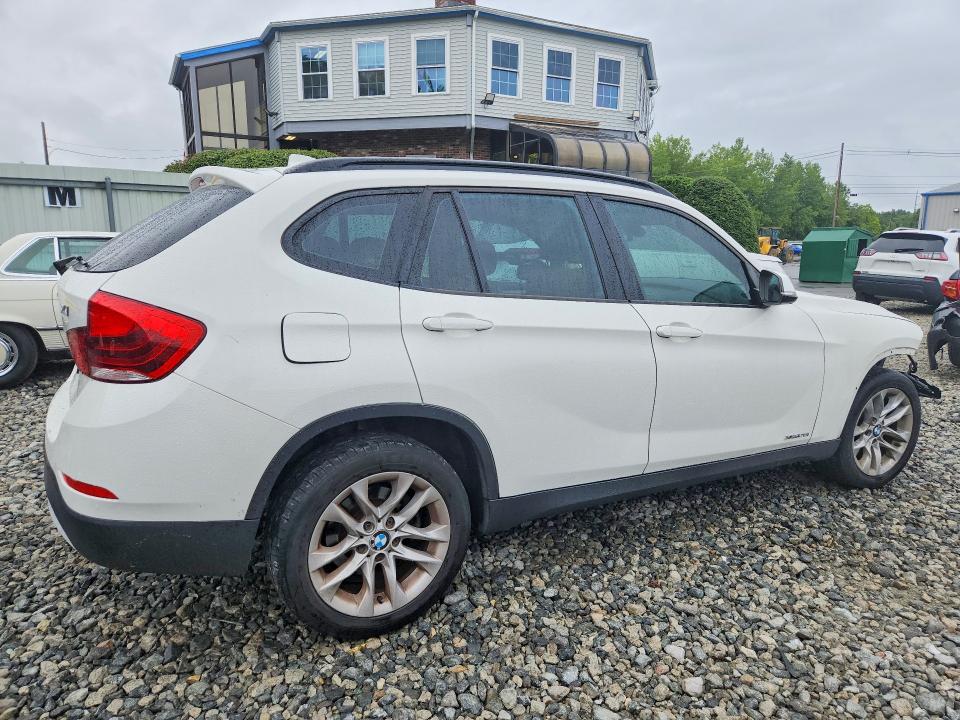 Foto 3 de la subasta – 2015 BMW X1 con VIN WBAVL1C53FVY36601