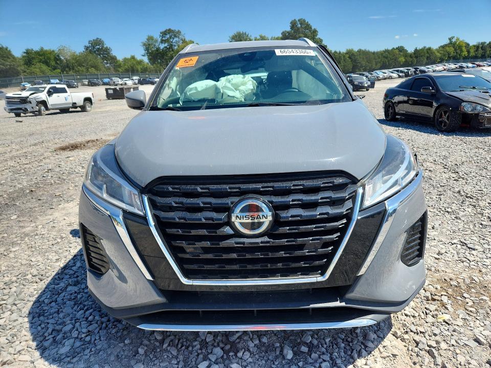 Zdjęcie 5 z aukcji – 2021 NISSAN KICKS z VIN 3N1CP5CV9ML537264