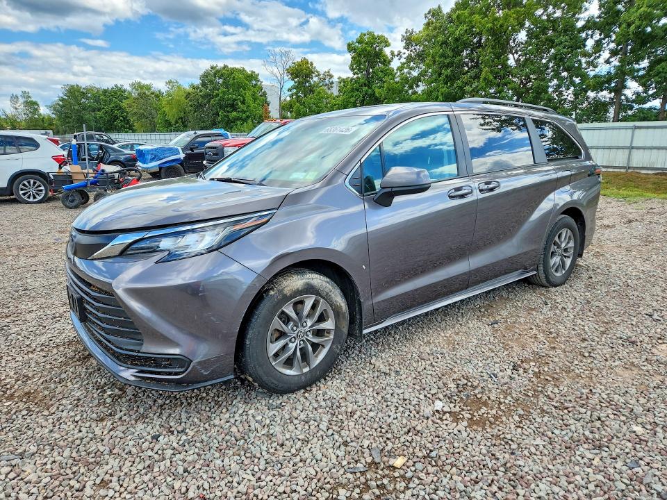 2022 TOYOTA SIENNA - Търг №65361426