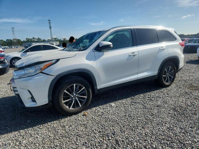 Photo 1 from auction – 2019 TOYOTA HIGHLANDER with VIN 5TDKZRFH0KS567180