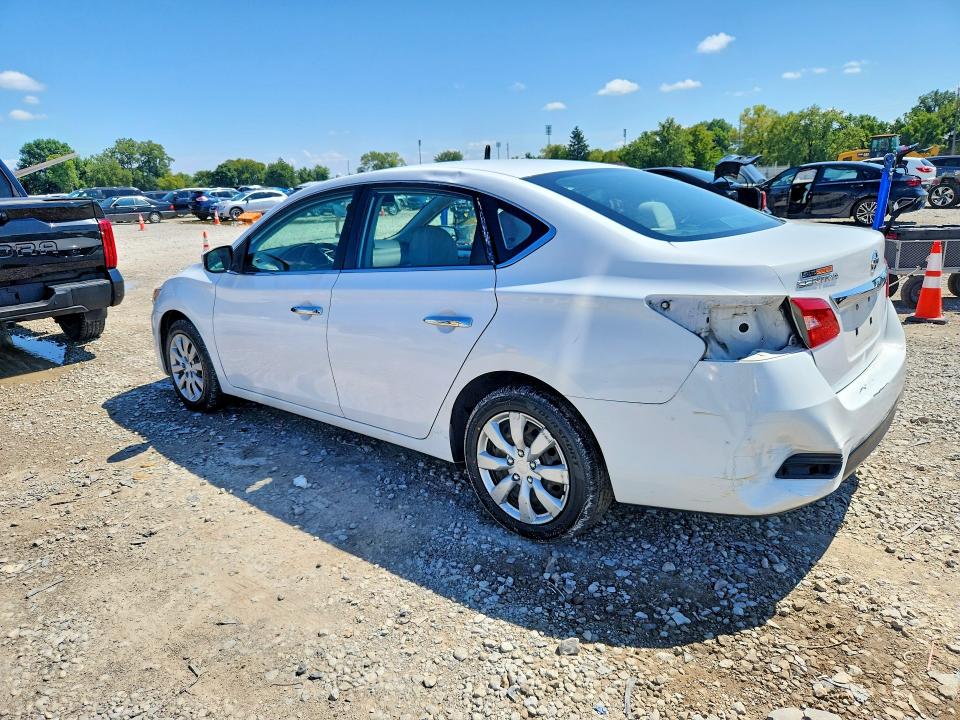 Photo 2 from auction – 2017 NISSAN SENTRA with VIN 3N1AB7AP5HY296754