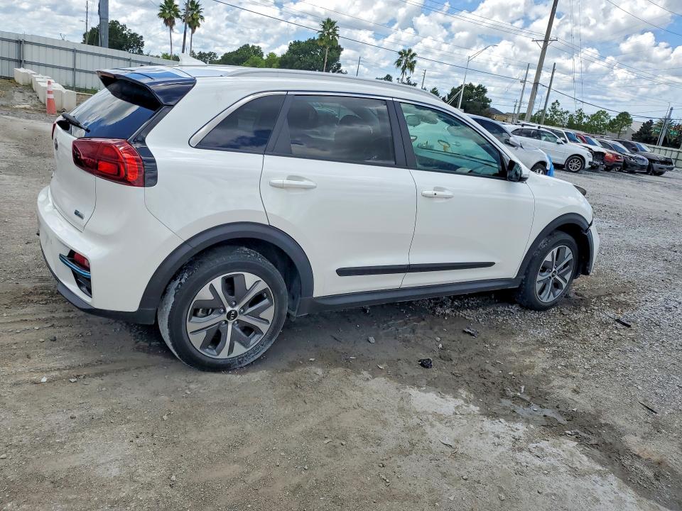 Photo 3 from auction – 2020 KIA NIRO with VIN KNDCE3LG5L5040686