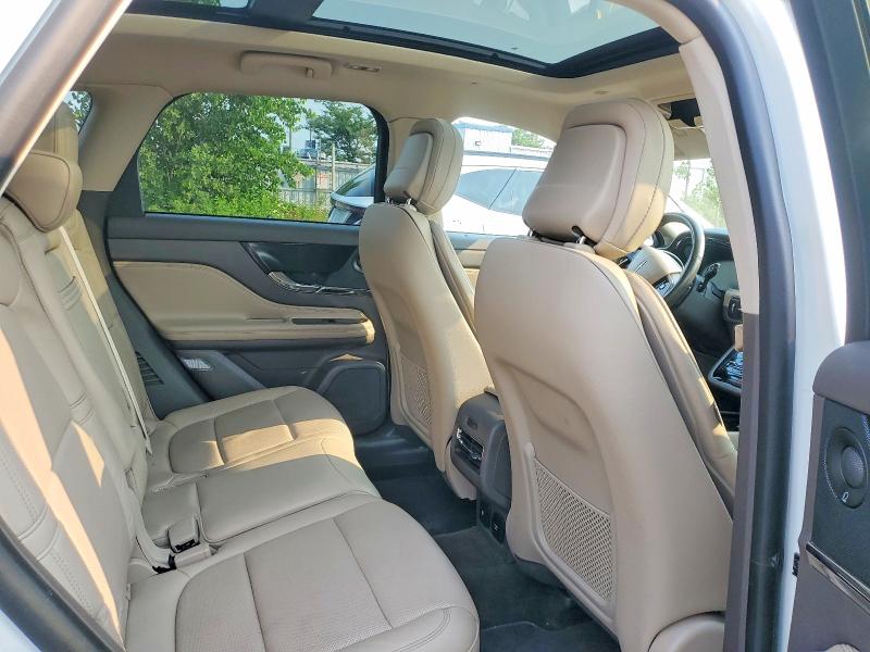 Photo 11 from auction – 2020 LINCOLN CORSAIR with VIN 5LMCJ2DH8LUL21859