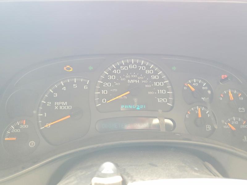 Photo 9 from auction – 2004 CHEVROLET SILVERADO with VIN 1GCHK23U84F113981