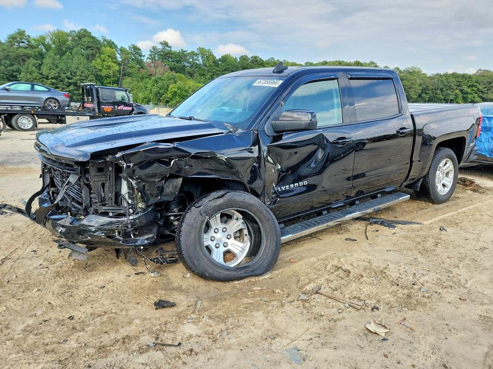 CHEVROLET SILVERADO 2017 with VIN 3GCUKREC5HG482295 - Photo from auction
