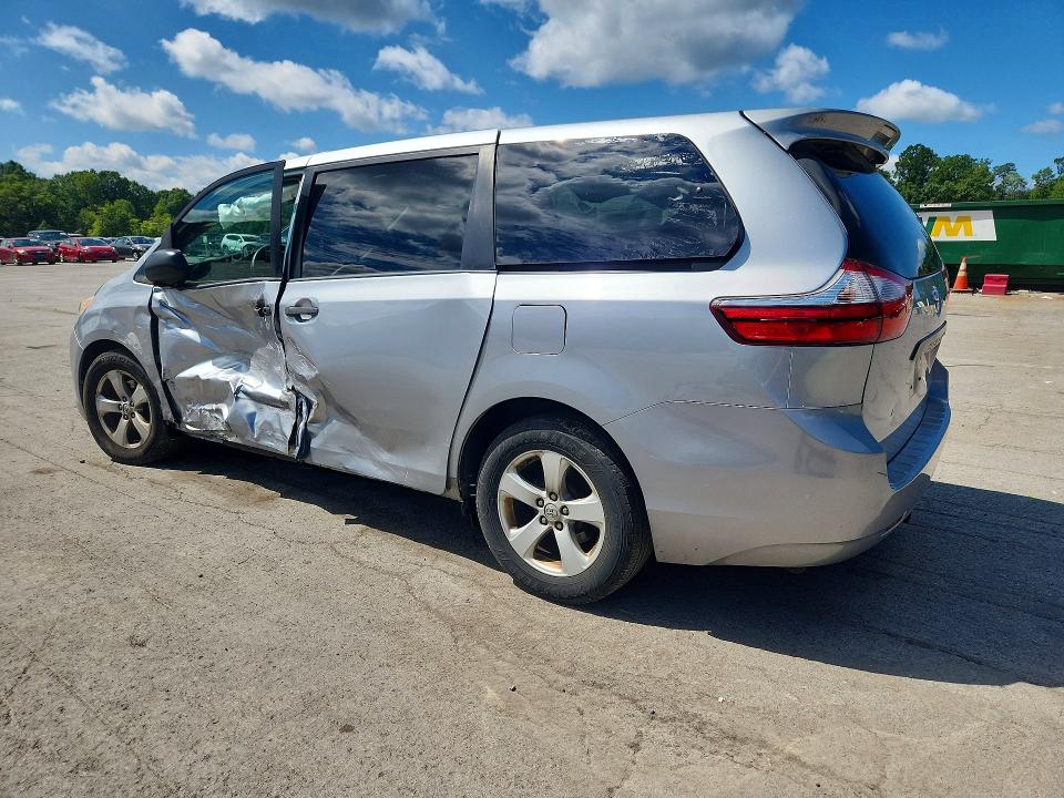 Photo 2 from auction – 2017 TOYOTA SIENNA with VIN 5TDZZ3DC7HS838750