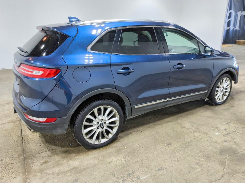 Zdjęcie 3 z aukcji – 2017 LINCOLN MKC z VIN 5LMCJ3C95HUL34625