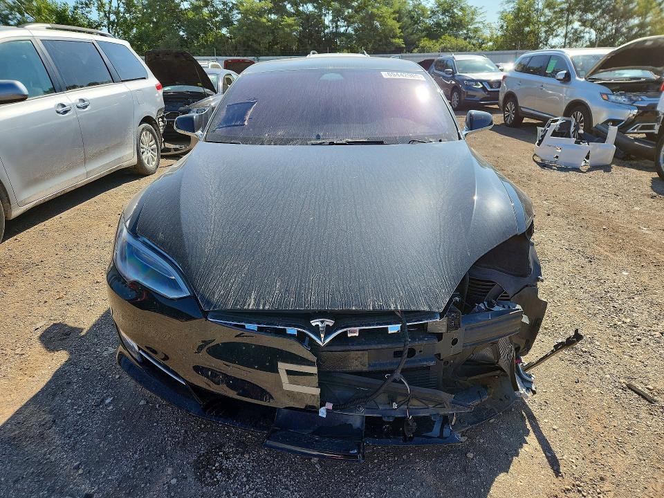 Photo 5 from auction – 2018 TESLA MODEL S with VIN 5YJSA1E23JF281638