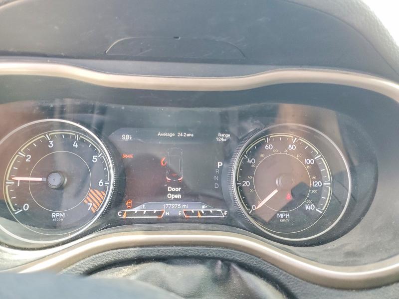 Photo 9 from auction – 2014 JEEP CHEROKEE with VIN 1C4PJLDB6EW158128