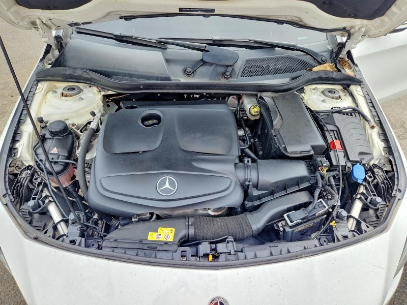 Photo 11 from auction – 2019 MERCEDES-BENZ CLA with VIN WDDSJ4EB4KN707914
