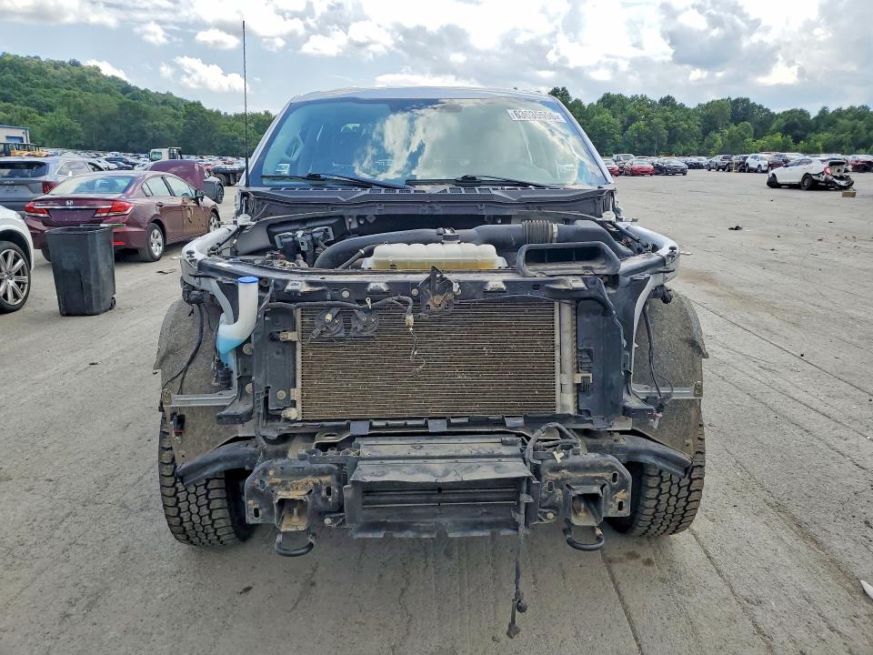 Photo 5 from auction – 2023 FORD F150 with VIN 1FTFW1E84PFB09565