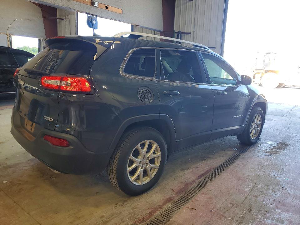 Photo 3 from auction – 2018 JEEP CHEROKEE with VIN 1C4PJMLX8JD615112