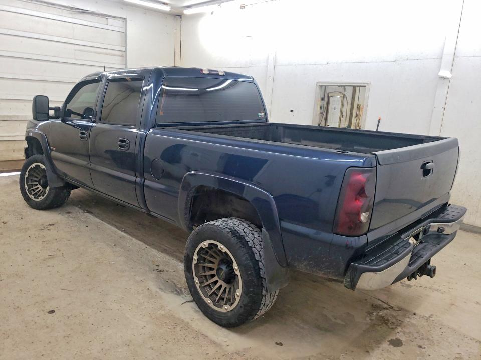 Photo 2 from auction – 2005 GMC SIERRA with VIN 1GTHK23265F832369