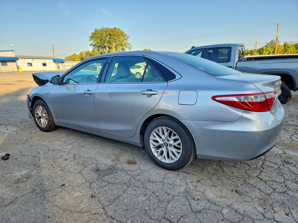 Photo 2 from auction – 2016 TOYOTA CAMRY with VIN 4T4BF1FK6GR536364