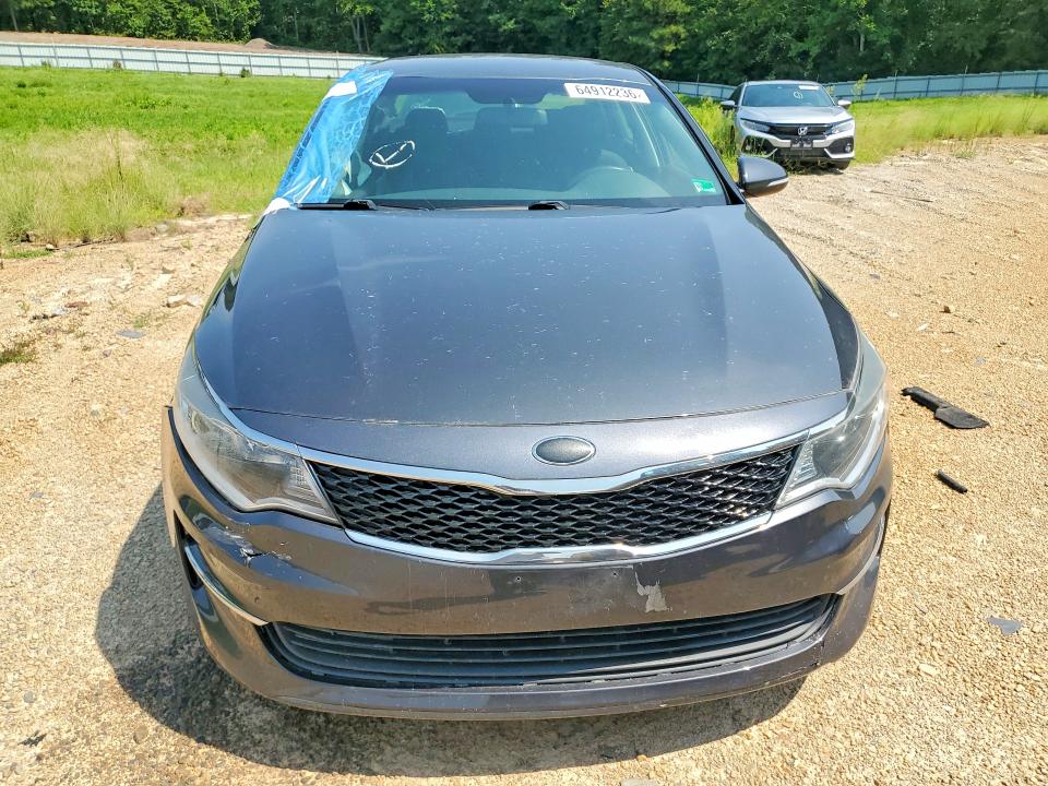 صورة رقم 5 من المزاد - 2017 KIA OPTIMA مع VIN 5XXGT4L36HG133813
