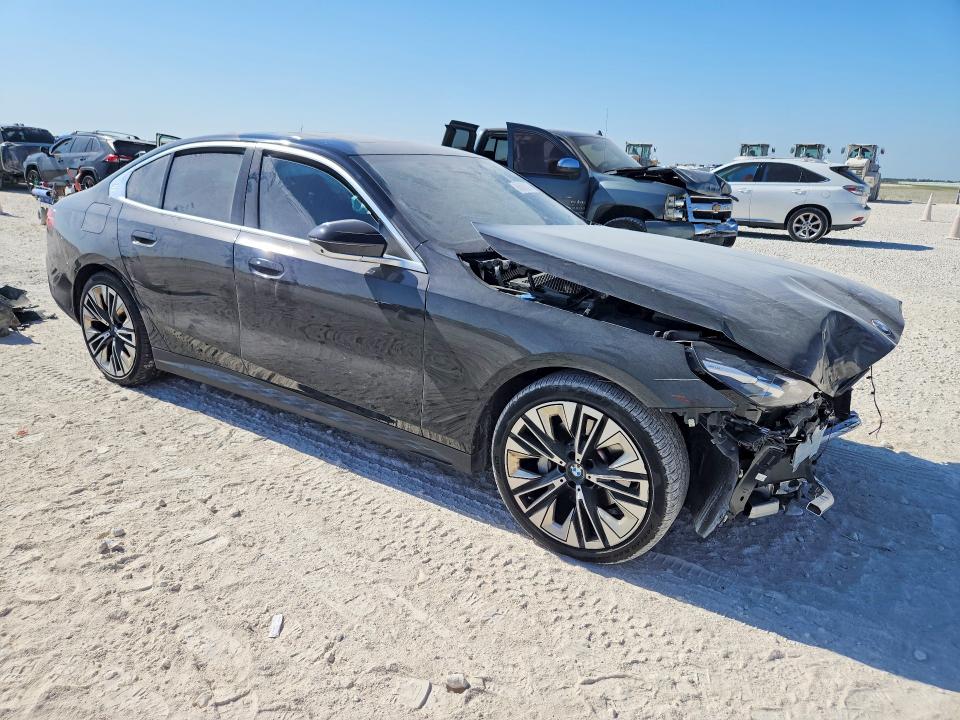 Zdjęcie 4 z aukcji – 2025 BMW 530 z VIN WBA43FJ05SCU25934