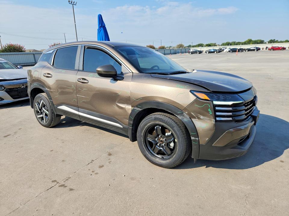 Photo 4 from auction – 2025 NISSAN KICKS with VIN 3N8AP6CA8SL328784