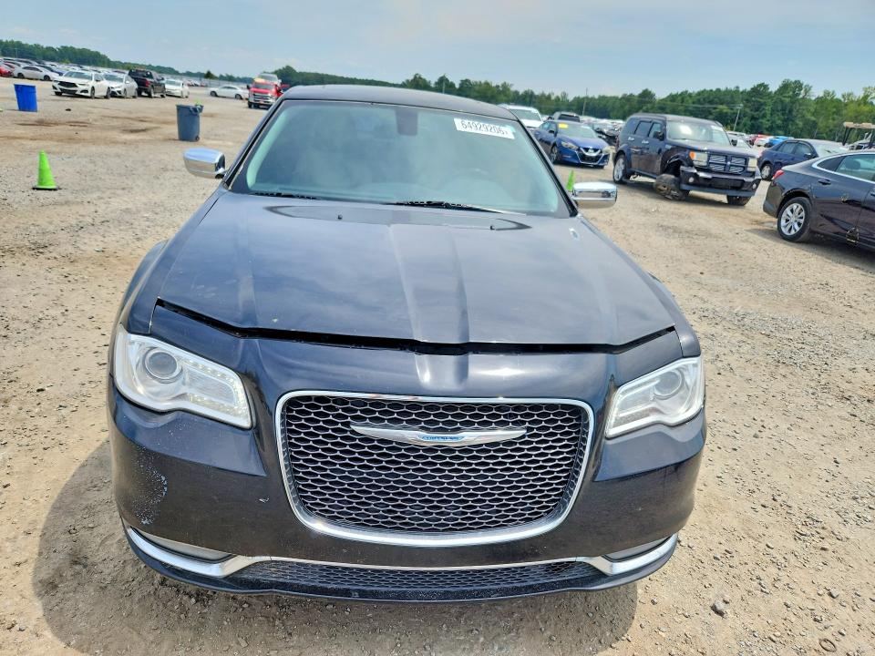 Photo 5 from auction – 2016 CHRYSLER 300C with VIN 2C3CCAEG0GH151706